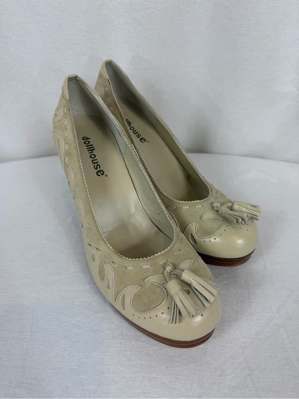 Dollhouse Signed Tanya Tucker Beige Tassel Platform Heels